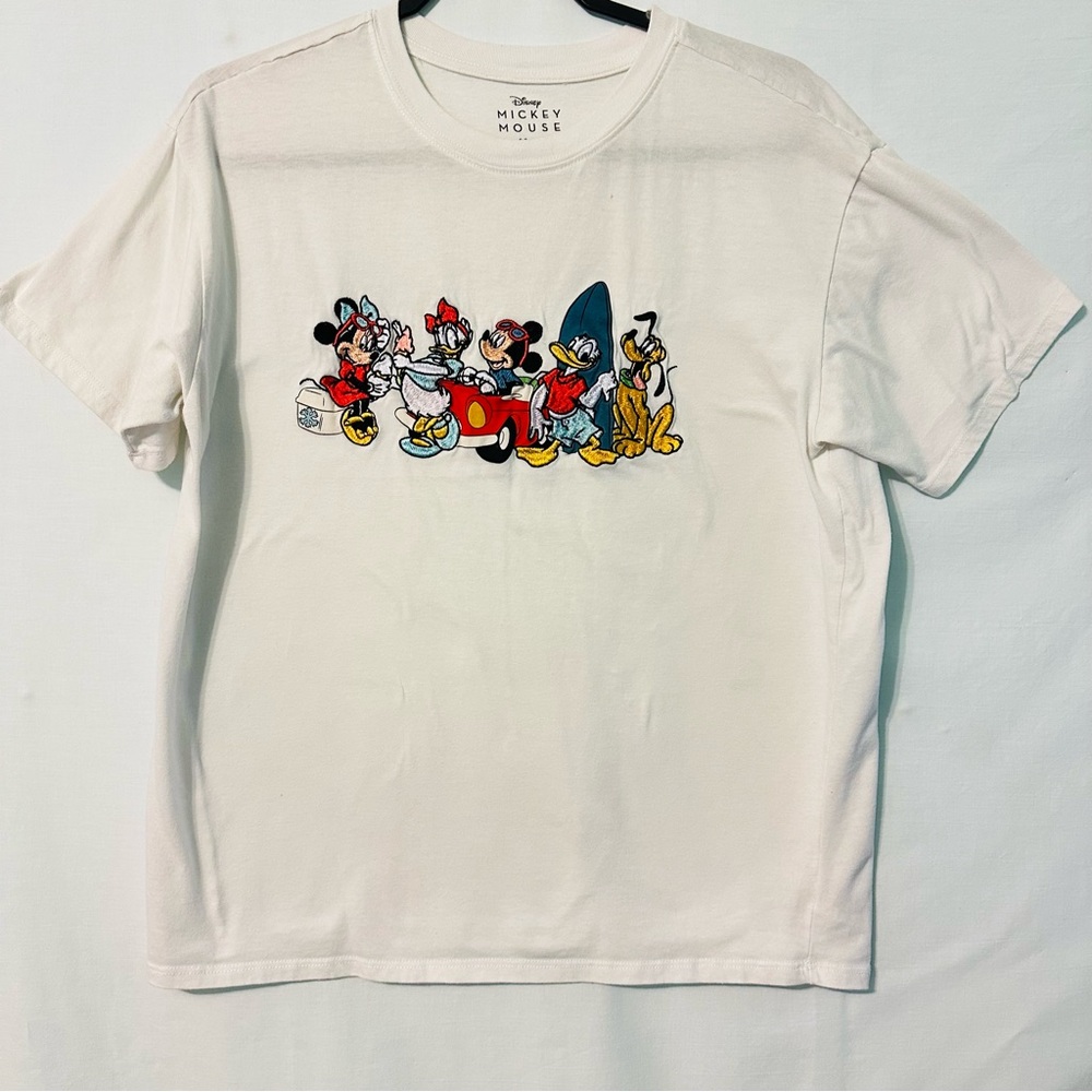 Disney Mickey Mouse T-Shirt Jr. Sz XL 15-17 Characters Some Discolor Embroidery